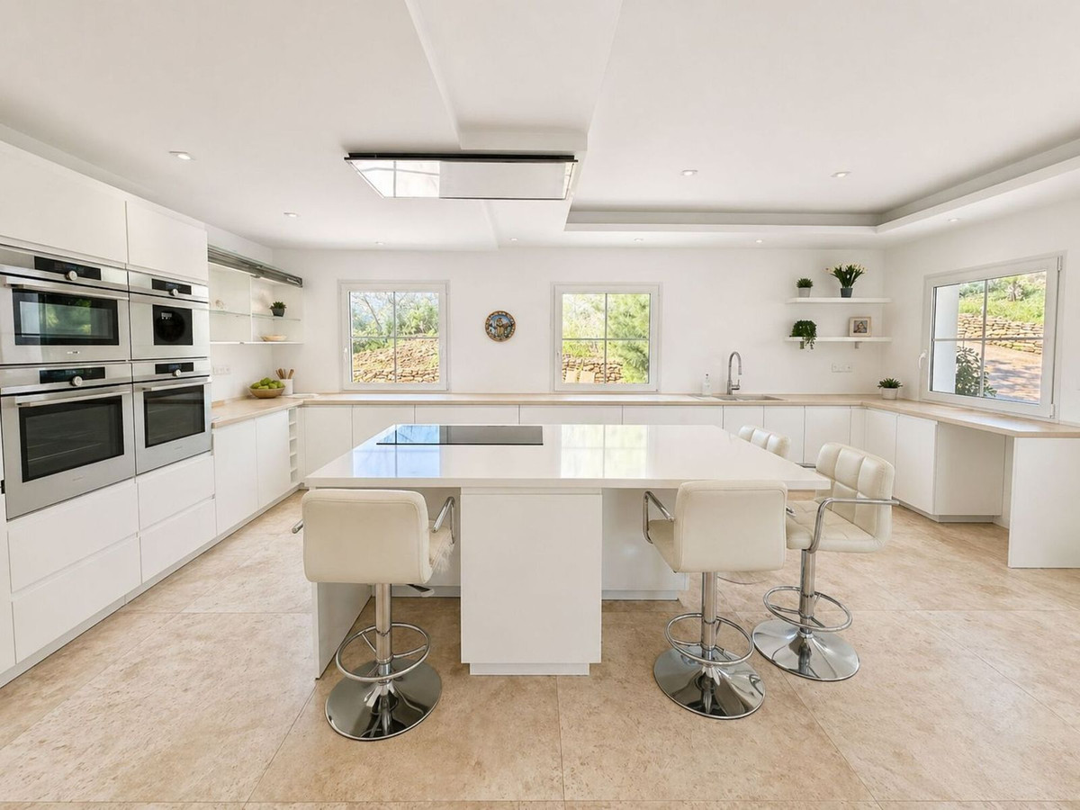 5 Bed Townhouse for sale in La Cala Costa Del Sol, Málaga, Spain