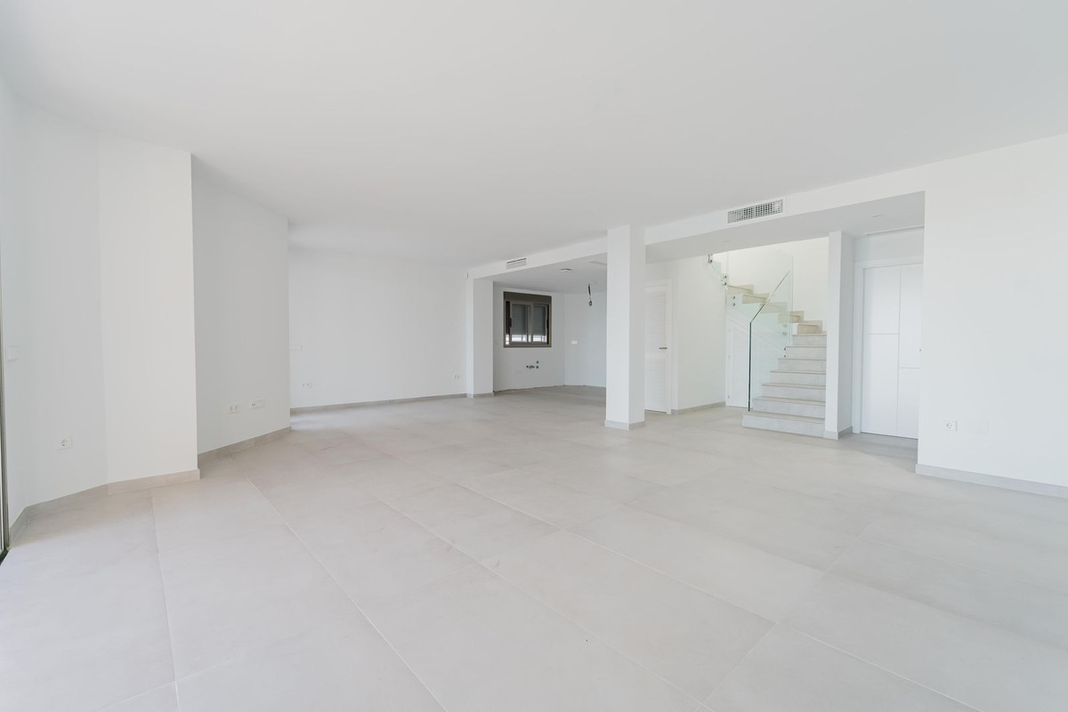 3 Bed Townhouse for sale in La Cala Costa Del Sol, Málaga, Spain