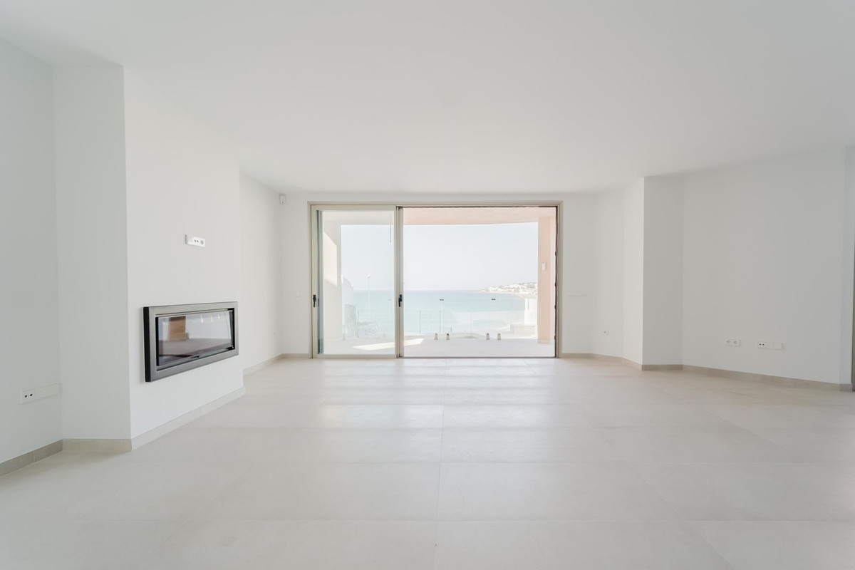 3 Bed Townhouse for sale in La Cala Costa Del Sol, Málaga, Spain