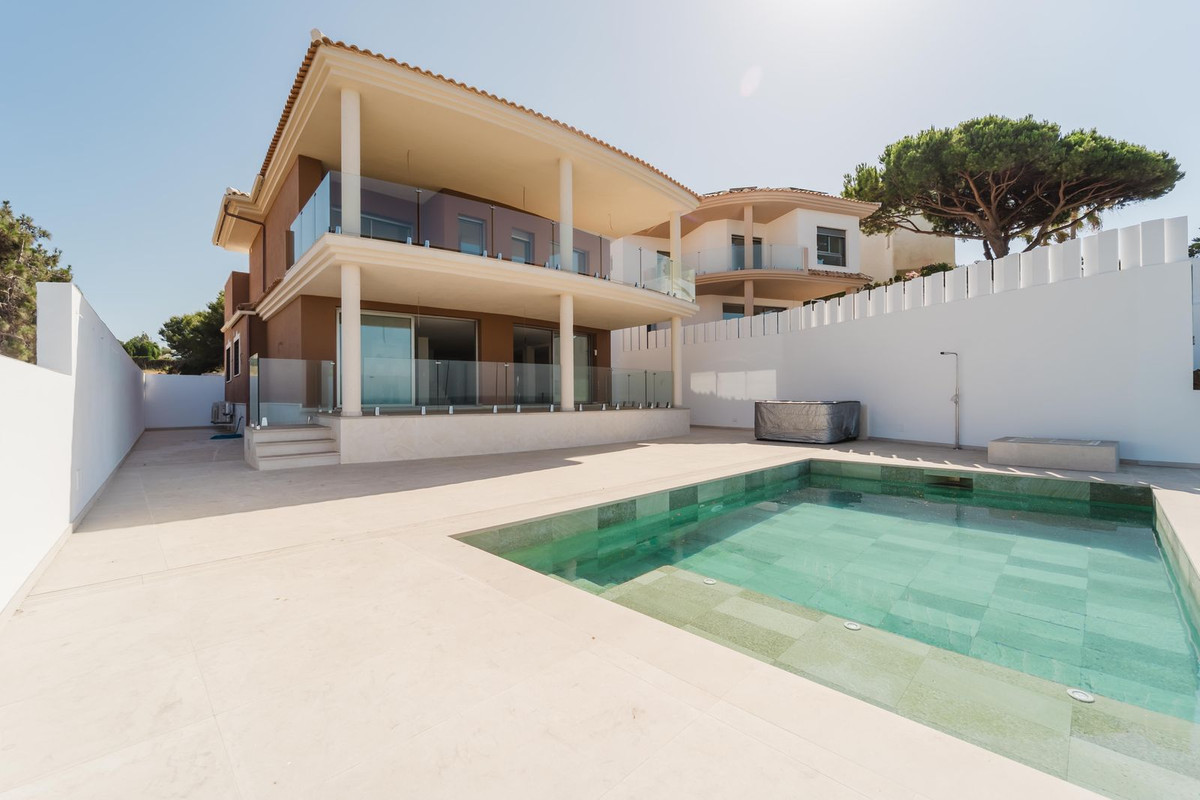 4 Bed Townhouse for sale in La Cala Costa Del Sol, Málaga, Spain