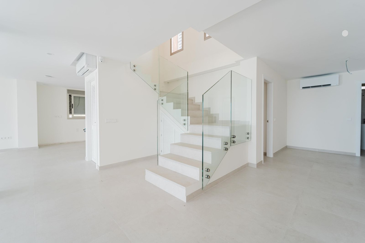 4 Bed Townhouse for sale in La Cala Costa Del Sol, Málaga, Spain