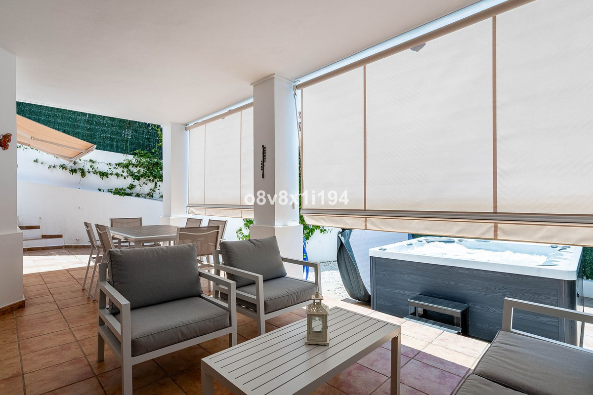 Se vende Pareada de 4 dormitorios en Costa Del Sol, Málaga, España