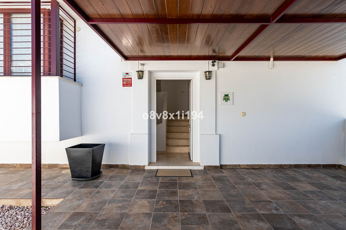 Se vende Pareada de 4 dormitorios en Costa Del Sol, Málaga, España
