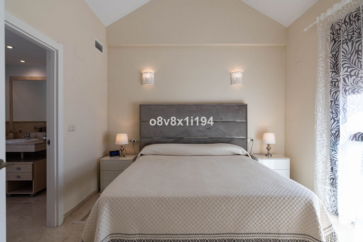 Se vende Pareada de 4 dormitorios en Costa Del Sol, Málaga, España