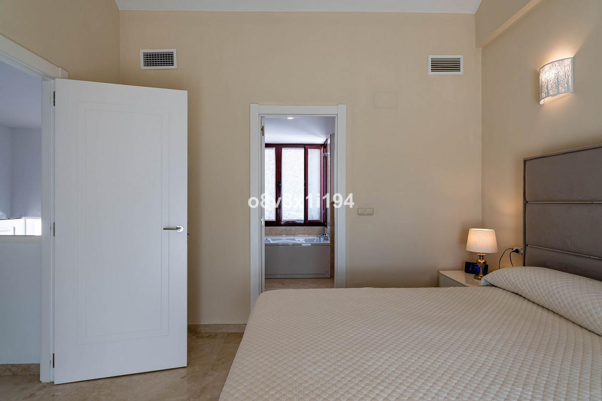 Se vende Pareada de 4 dormitorios en Costa Del Sol, Málaga, España