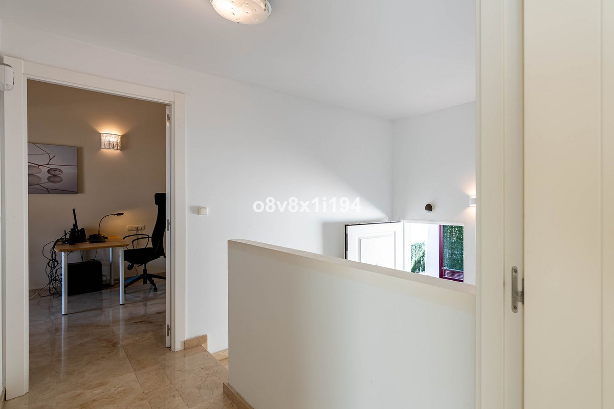 Se vende Pareada de 4 dormitorios en Costa Del Sol, Málaga, España