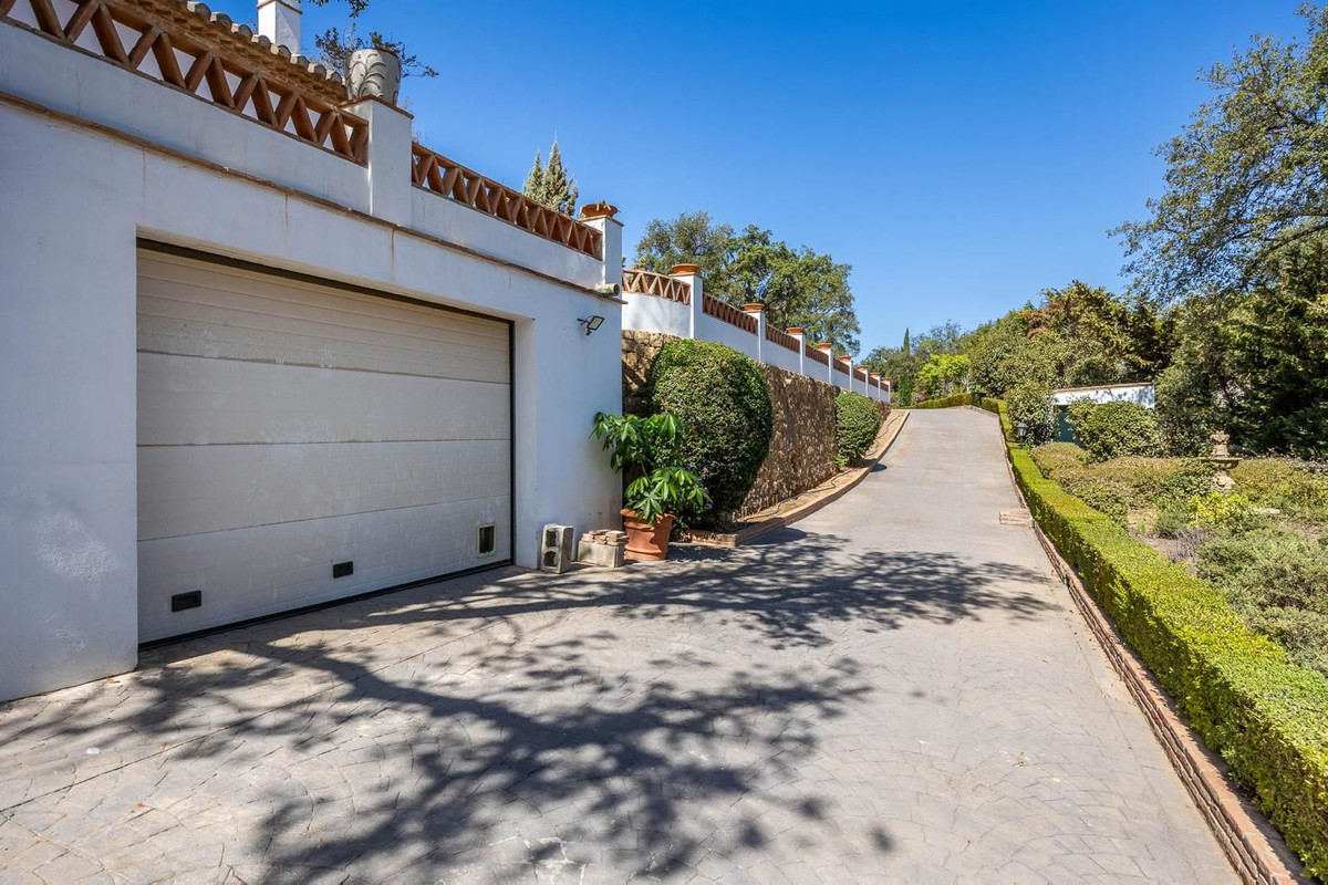 Se vende Villa - Chalet de 6 dormitorios en Costa Del Sol, Málaga, España