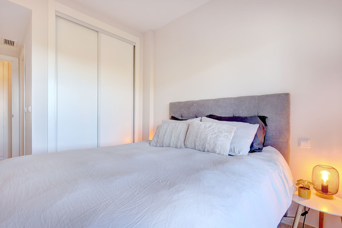 Se vende Apartamento Planta Baja de 2 dormitorios en Costa Del Sol, Málaga, España