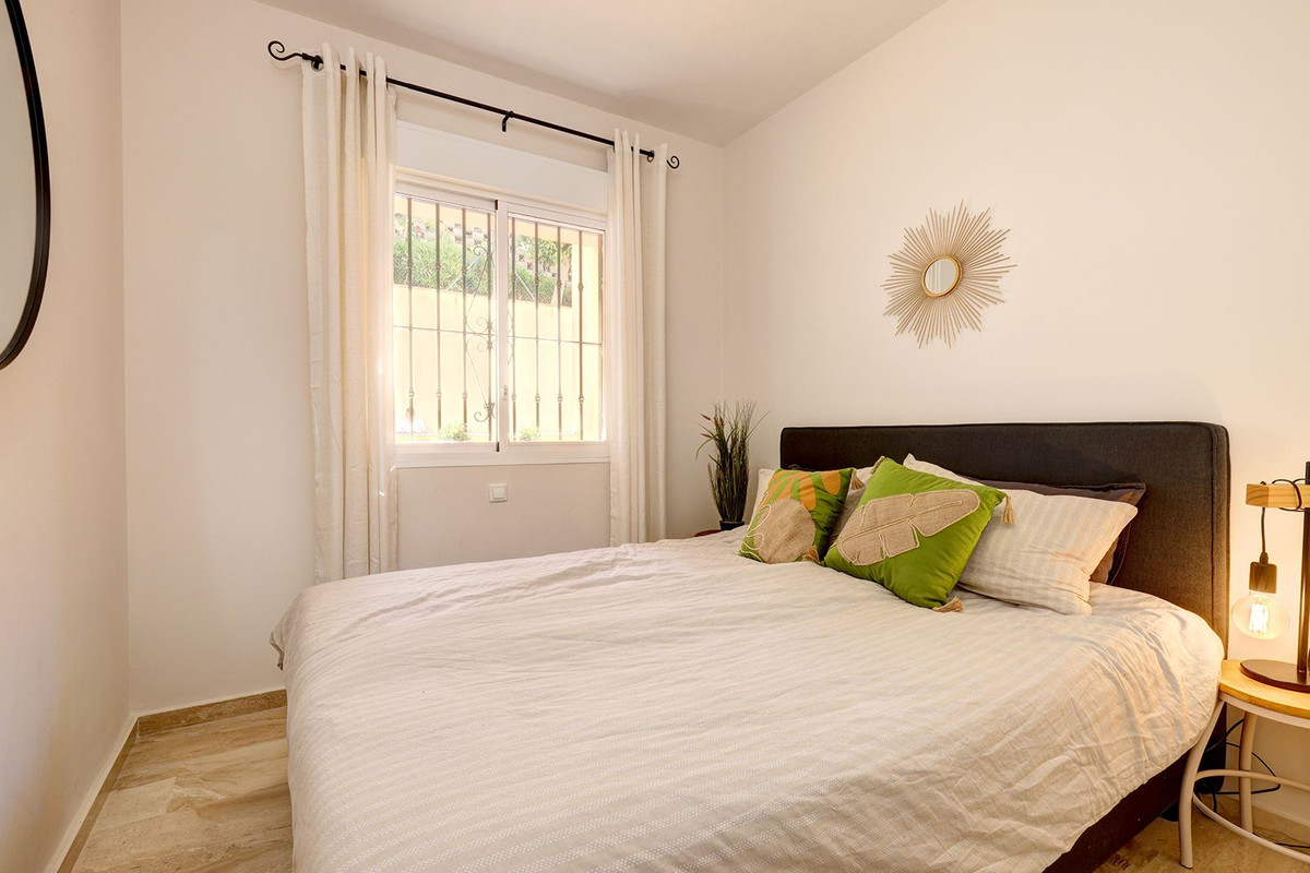 Se vende Apartamento Planta Baja de 2 dormitorios en Costa Del Sol, Málaga, España