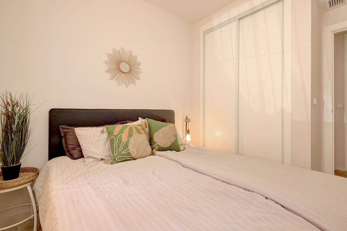 Se vende Apartamento Planta Baja de 2 dormitorios en Costa Del Sol, Málaga, España