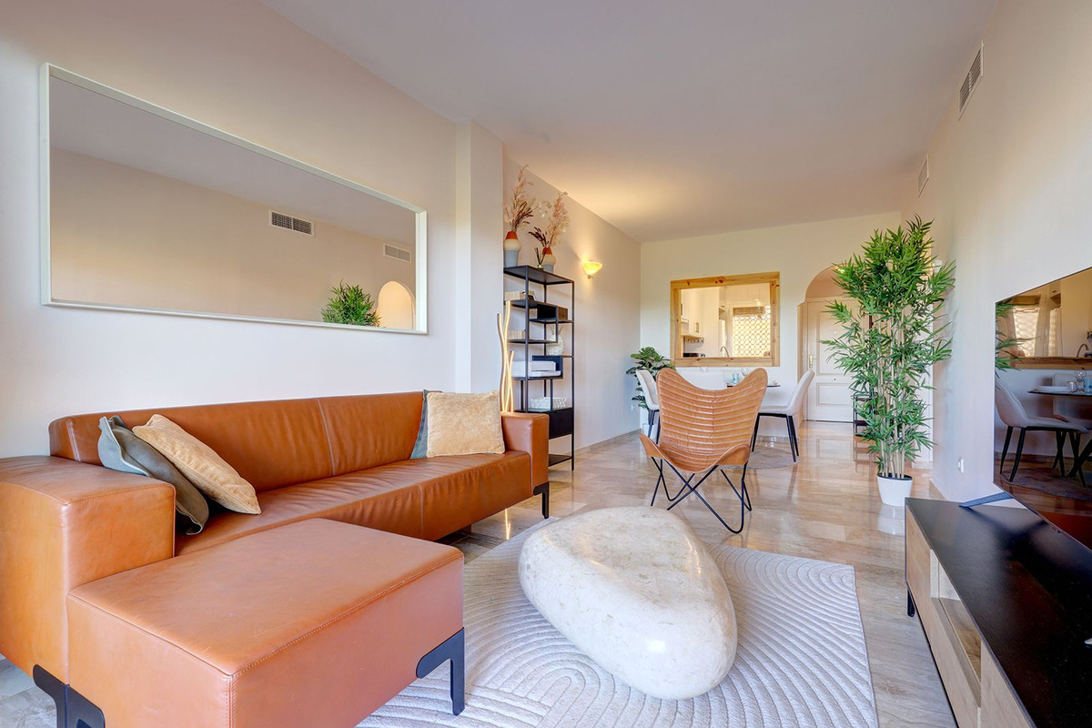 Se vende Apartamento Planta Baja de 2 dormitorios en Costa Del Sol, Málaga, España