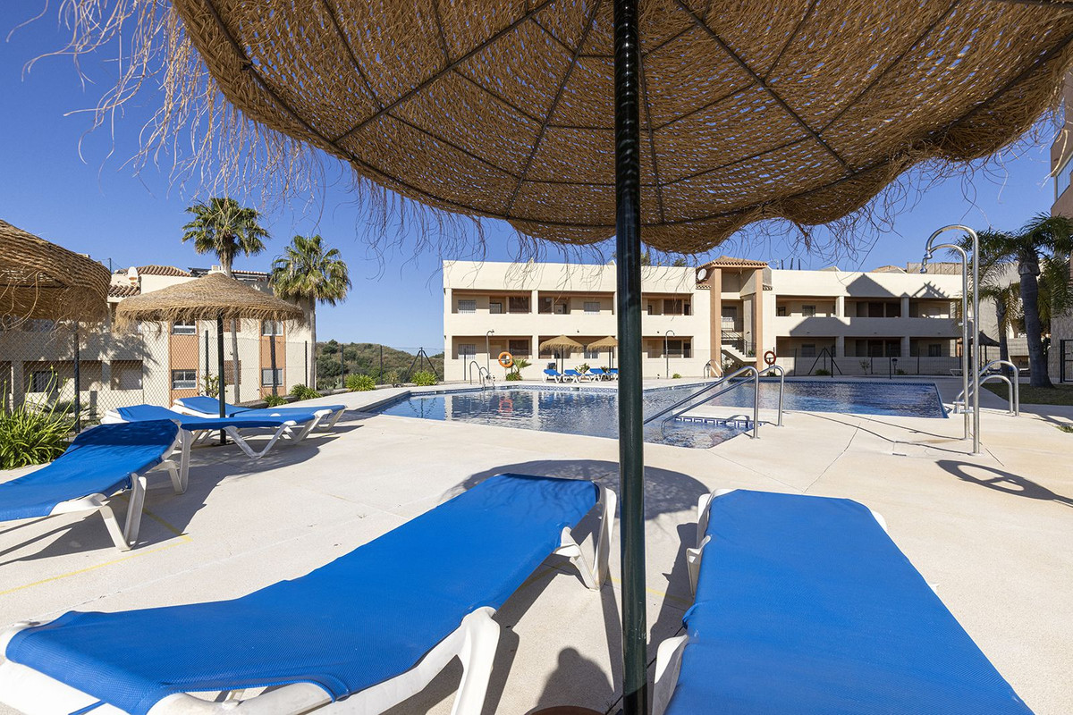 Se vende Apartamento Planta Baja de 2 dormitorios en Costa Del Sol, Málaga, España