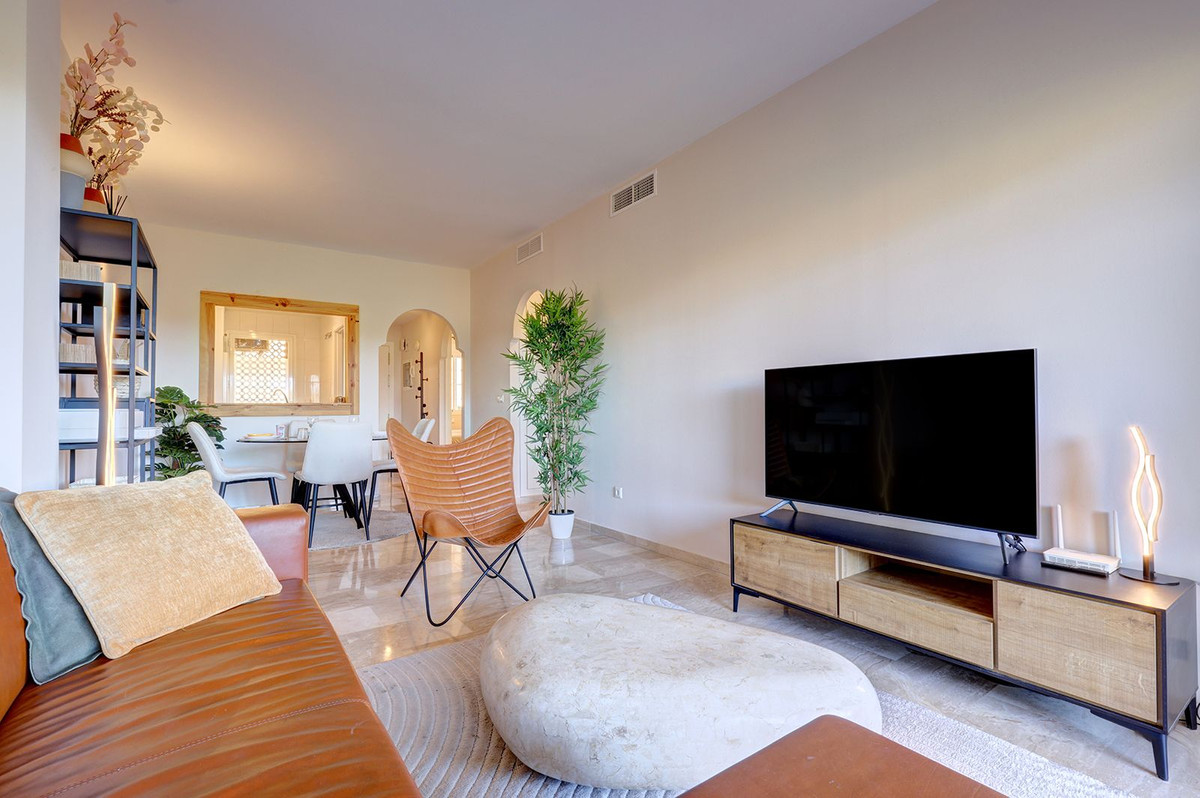 Se vende Apartamento Planta Baja de 2 dormitorios en Costa Del Sol, Málaga, España