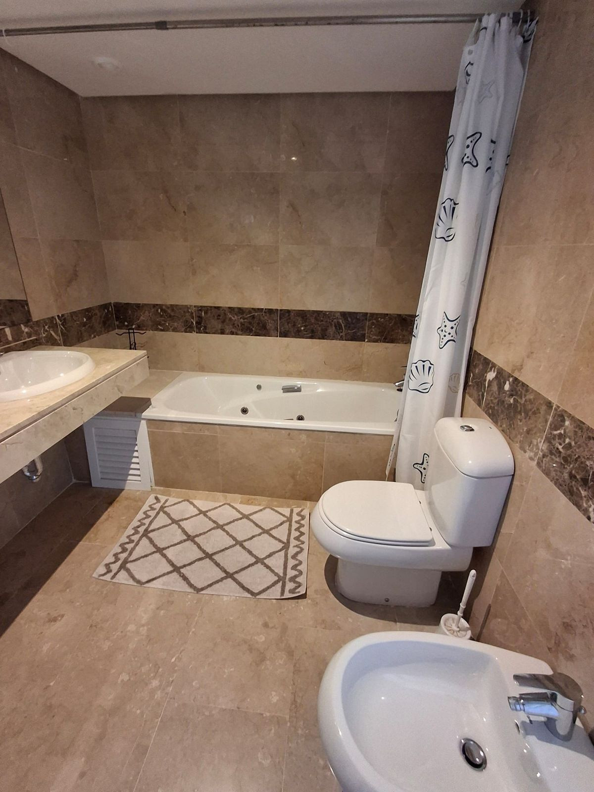 Se vende Adosada de 3 dormitorios en Costa Del Sol, Cadiz, España