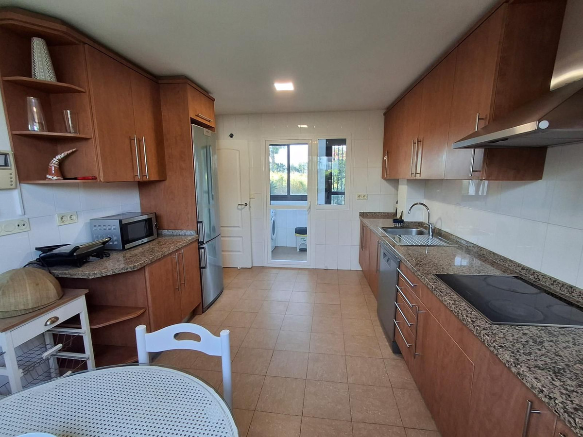 Se vende Adosada de 3 dormitorios en Costa Del Sol, Cadiz, España