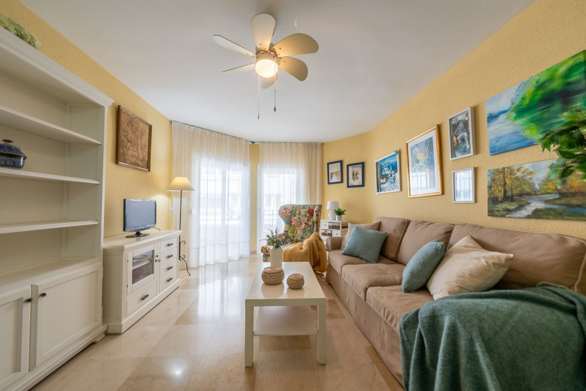 Se vende Apartamento Planta Media de 1 dormitorios en Costa Del Sol, Málaga, España