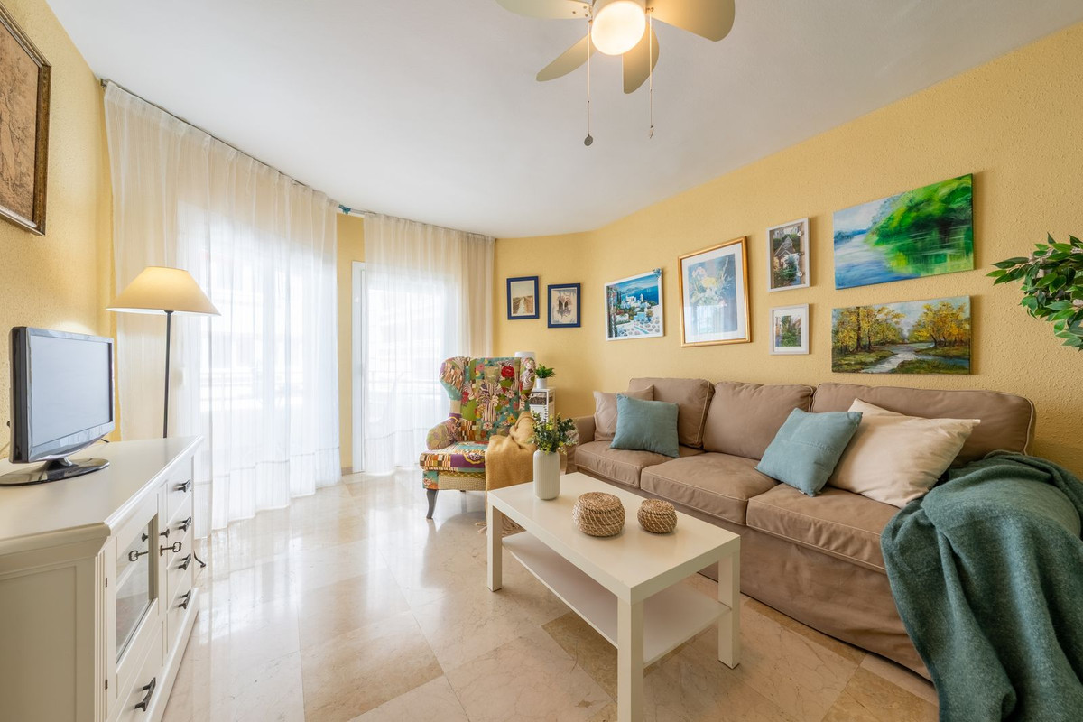 Se vende Apartamento Planta Media de 1 dormitorios en Costa Del Sol, Málaga, España