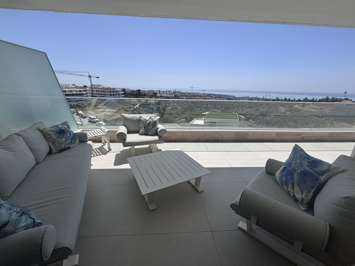 3 Bed Apartment for sale in Selwo Costa Del Sol, Málaga, Spain