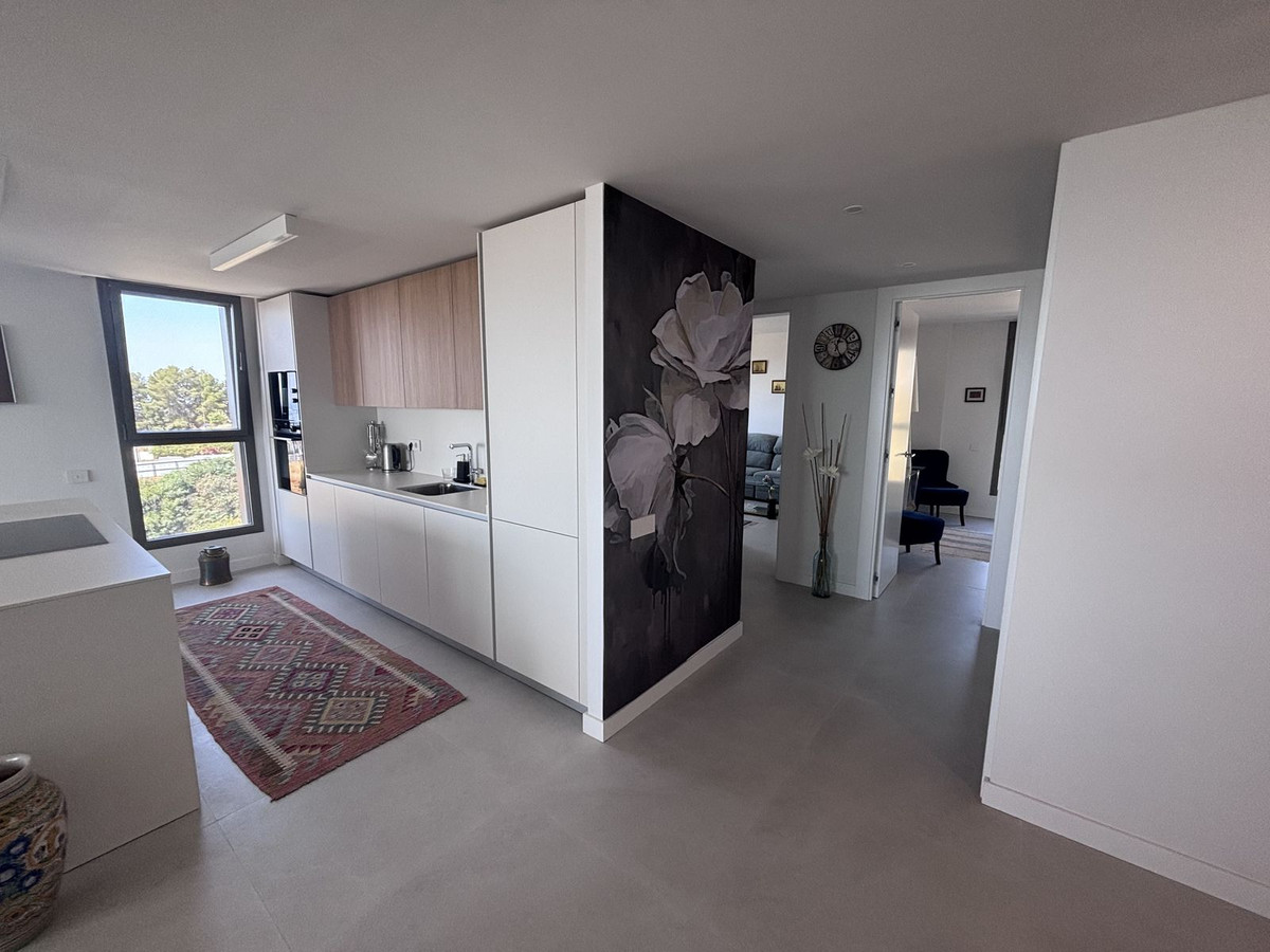 3 Bed Apartment for sale in Selwo Costa Del Sol, Málaga, Spain