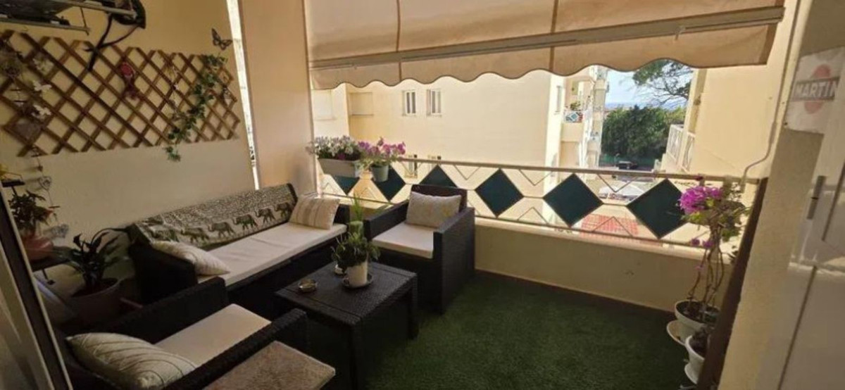 Se vende Apartamento Planta Media de 2 dormitorios en Costa Del Sol, Málaga, España