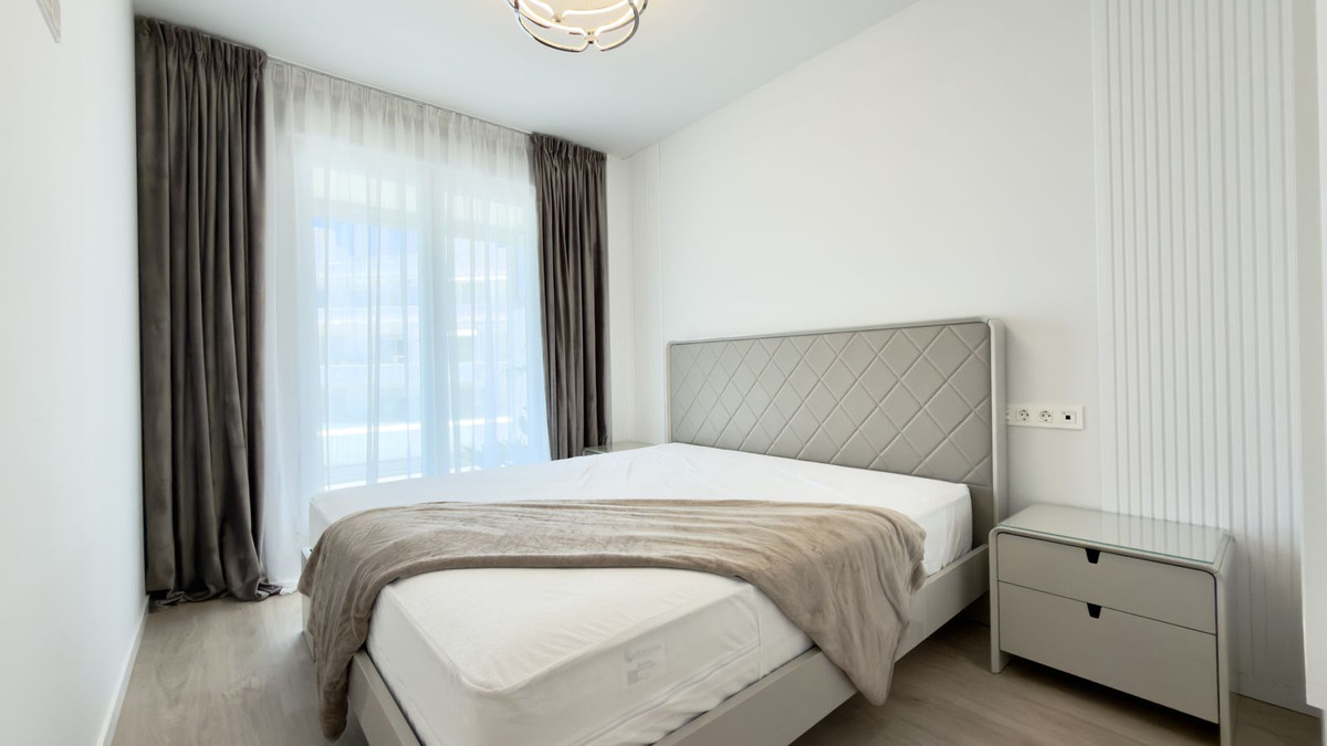 Se vende Apartamento Planta Media de 3 dormitorios en Costa Del Sol, Málaga, España