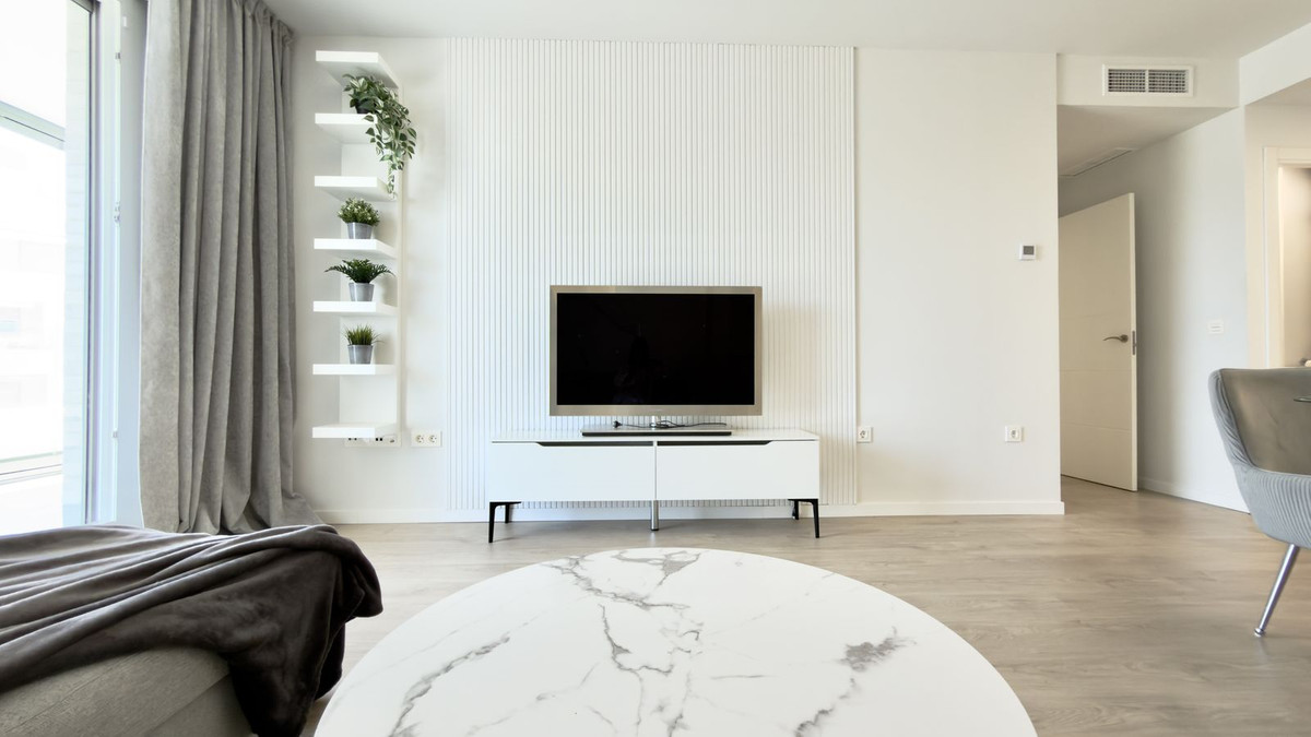 Se vende Apartamento Planta Media de 3 dormitorios en Costa Del Sol, Málaga, España