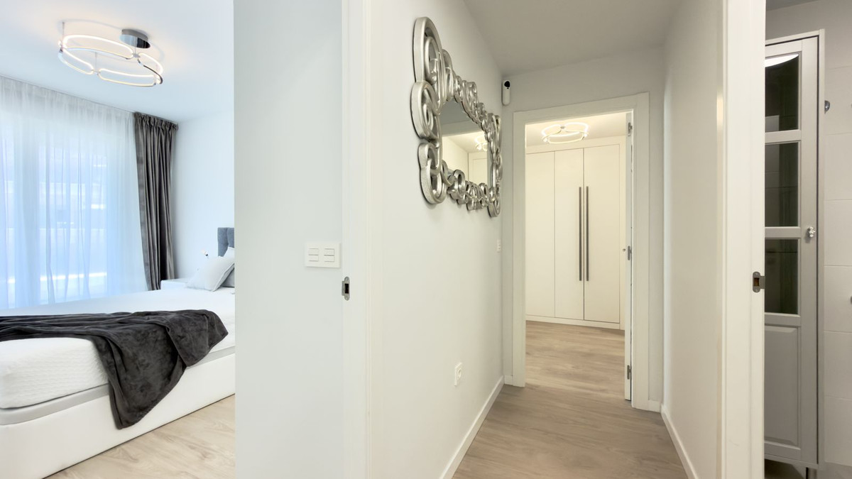 Se vende Apartamento Planta Media de 3 dormitorios en Costa Del Sol, Málaga, España