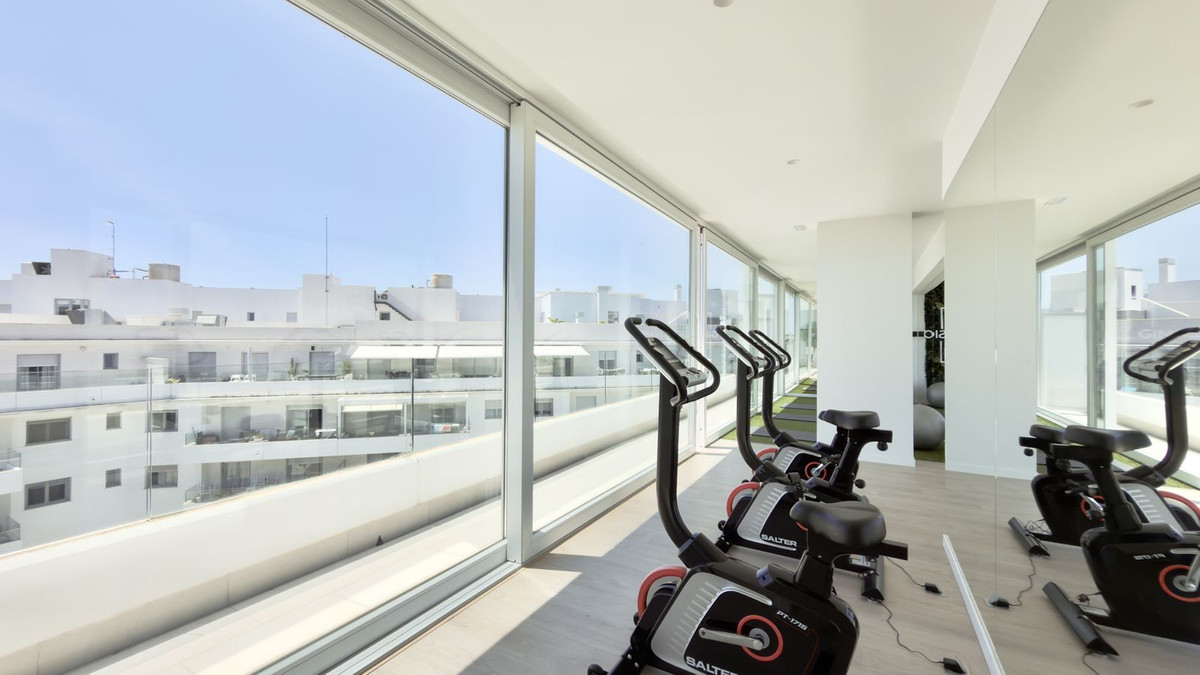 Se vende Apartamento Planta Media de 3 dormitorios en Costa Del Sol, Málaga, España
