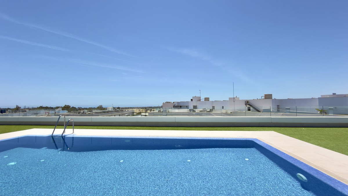Se vende Apartamento Planta Media de 3 dormitorios en Costa Del Sol, Málaga, España
