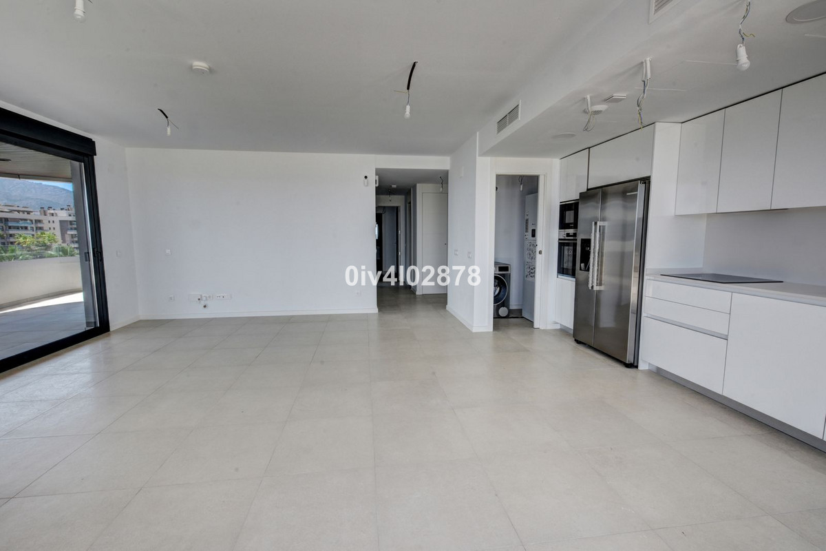 Se vende Apartamento Planta Media de 3 dormitorios en Costa Del Sol, Málaga, España