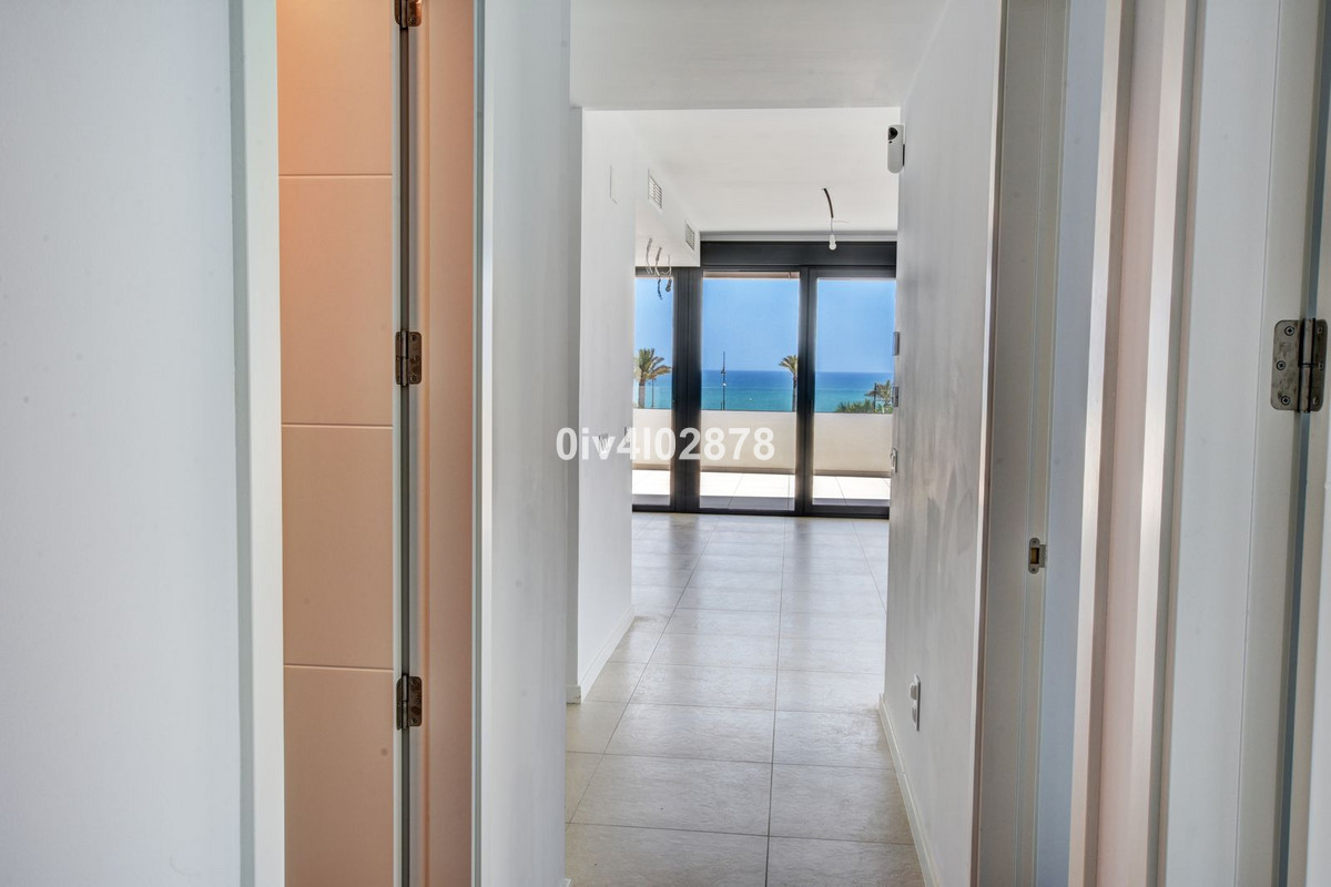 Se vende Apartamento Planta Media de 3 dormitorios en Costa Del Sol, Málaga, España