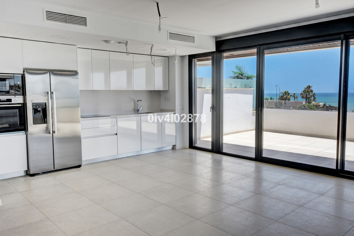 Se vende Apartamento Planta Media de 3 dormitorios en Costa Del Sol, Málaga, España