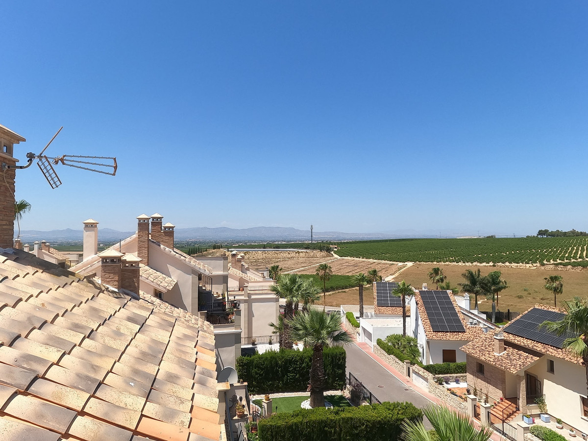 2 Bed Apartment for sale in La Finca Golf Costa Blanca, Alicante, Spain