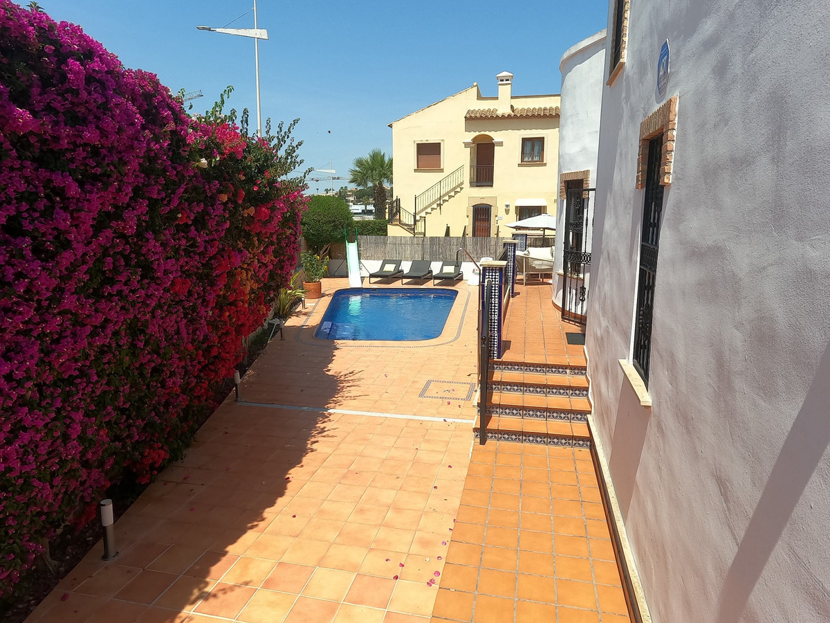 3 Bed Townhouse for sale in La Finca Golf Costa Blanca, Alicante, Spain