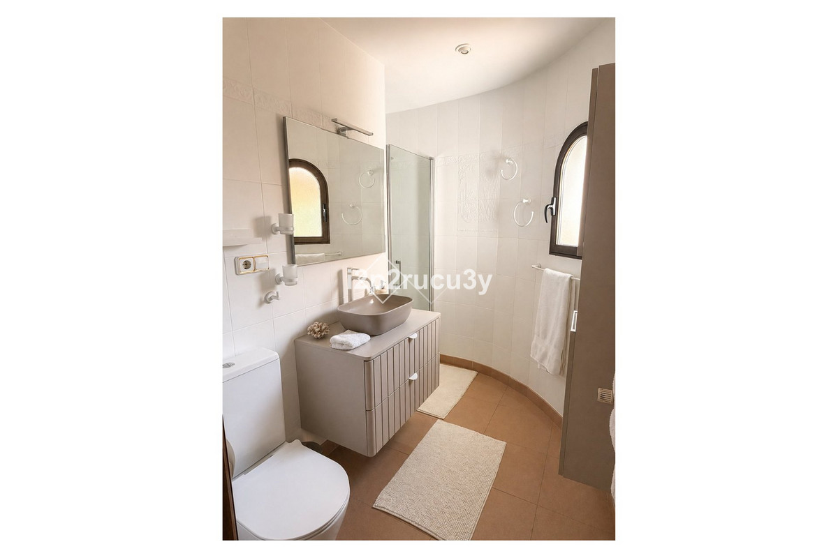6 Bed Townhouse for sale in Calpe Costa Blanca, Alicante, Spain