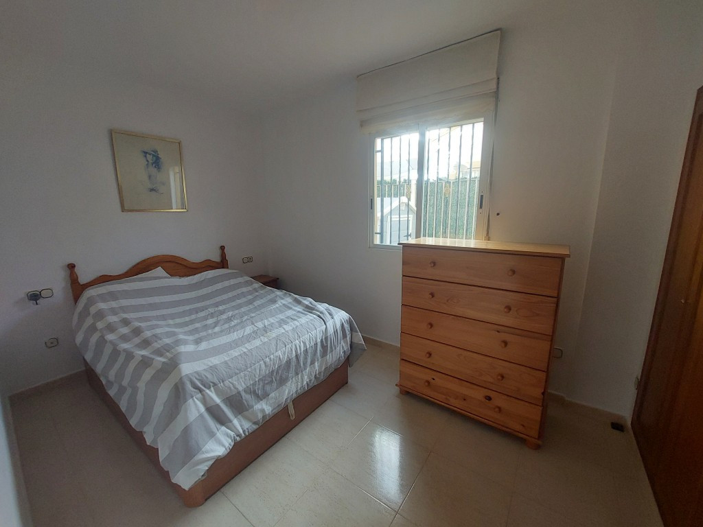 Se vende Villa - Chalet de 3 dormitorios en Costa Blanca, Alicante, España