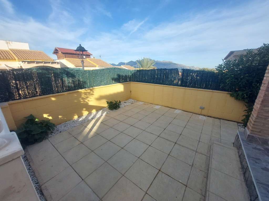 Se vende Villa - Chalet de 3 dormitorios en Costa Blanca, Alicante, España