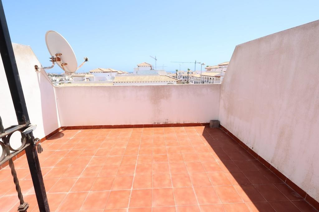 2 Bed Apartment for sale in La Ciñuelica Costa Blanca, Alicante, Spain