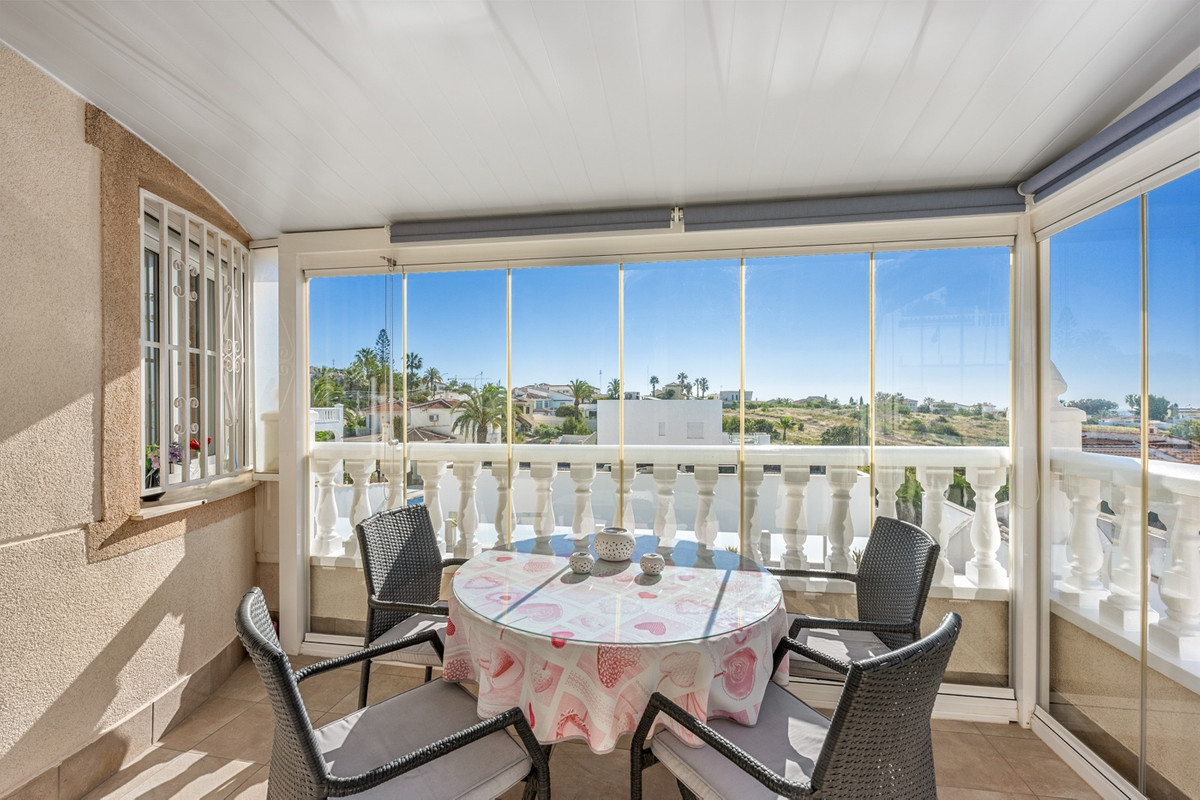 Se vende Villa - Chalet de 3 dormitorios en Costa Blanca, Alicante, España