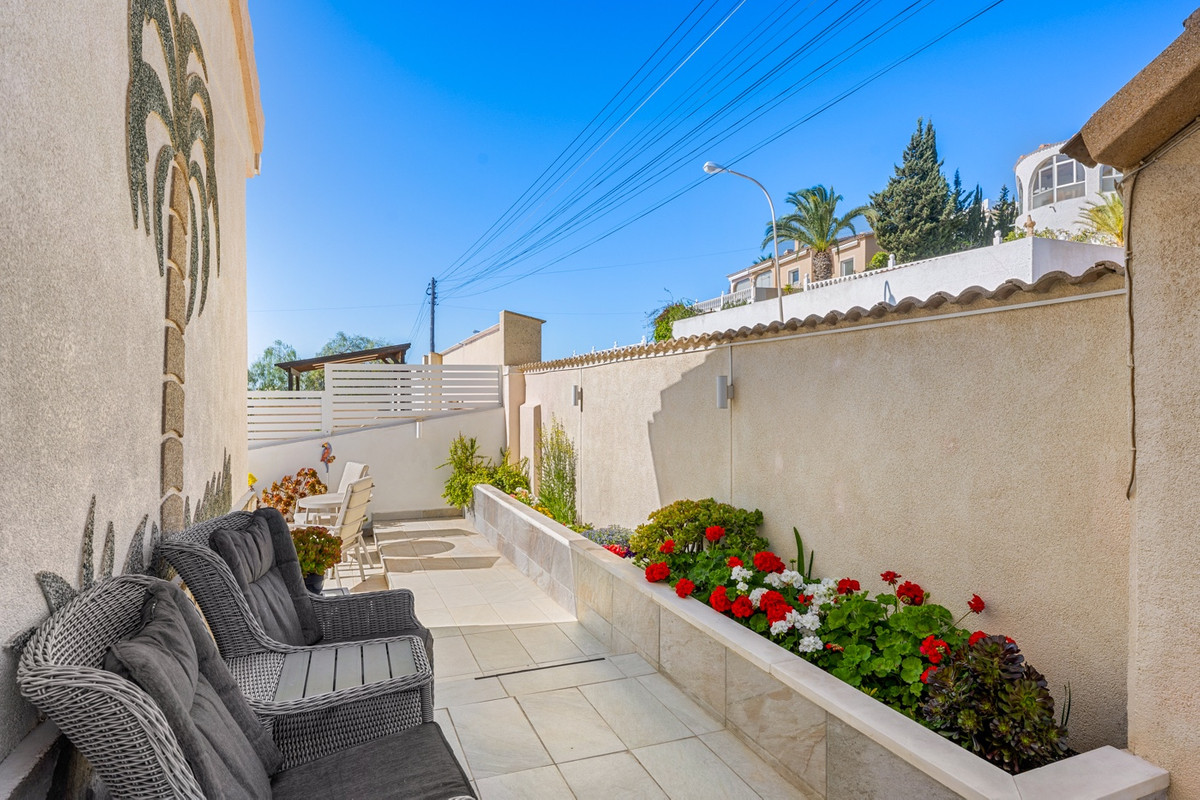 Se vende Villa - Chalet de 3 dormitorios en Costa Blanca, Alicante, España