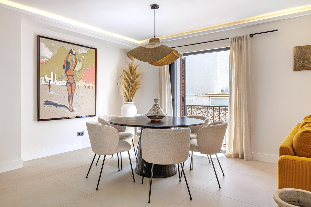 3 Bed Apartment for sale in Marbella Costa Del Sol, Málaga, Spain