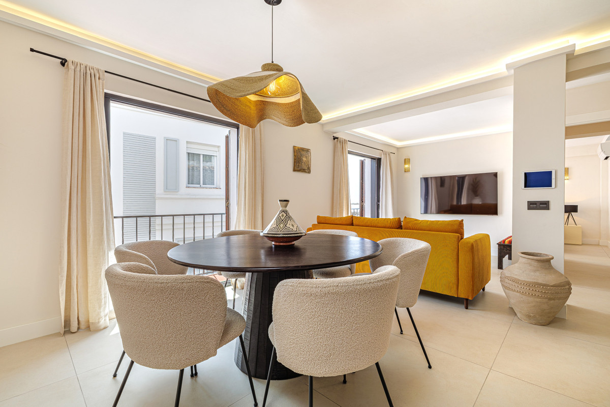 3 Bed Apartment for sale in Marbella Costa Del Sol, Málaga, Spain