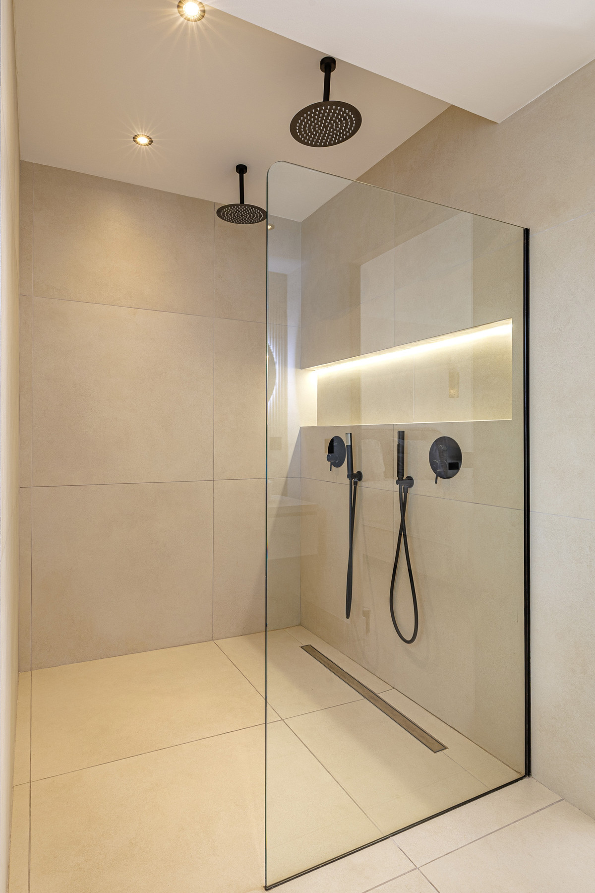 3 Bed Apartment for sale in Marbella Costa Del Sol, Málaga, Spain