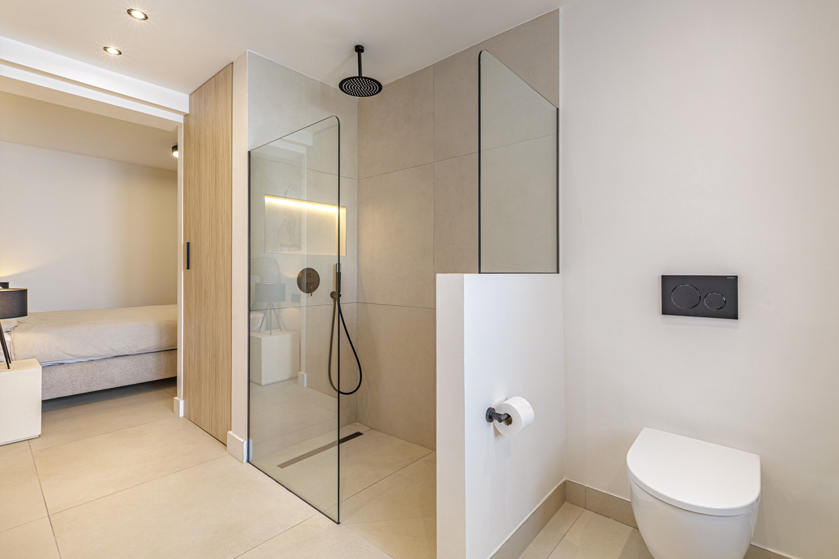 3 Bed Apartment for sale in Marbella Costa Del Sol, Málaga, Spain