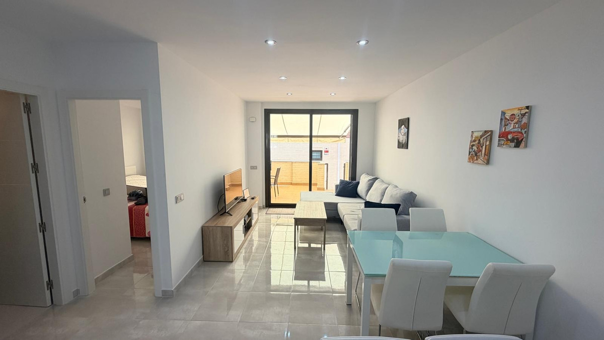 Se vende Apartamento Planta Baja de 3 dormitorios en Costa Blanca, Alicante, España