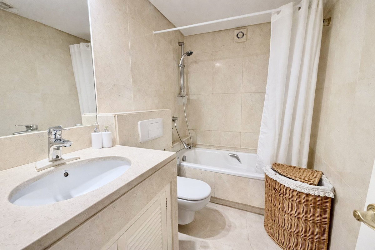 Se vende Adosada de 3 dormitorios en Costa Del Sol, Málaga, España