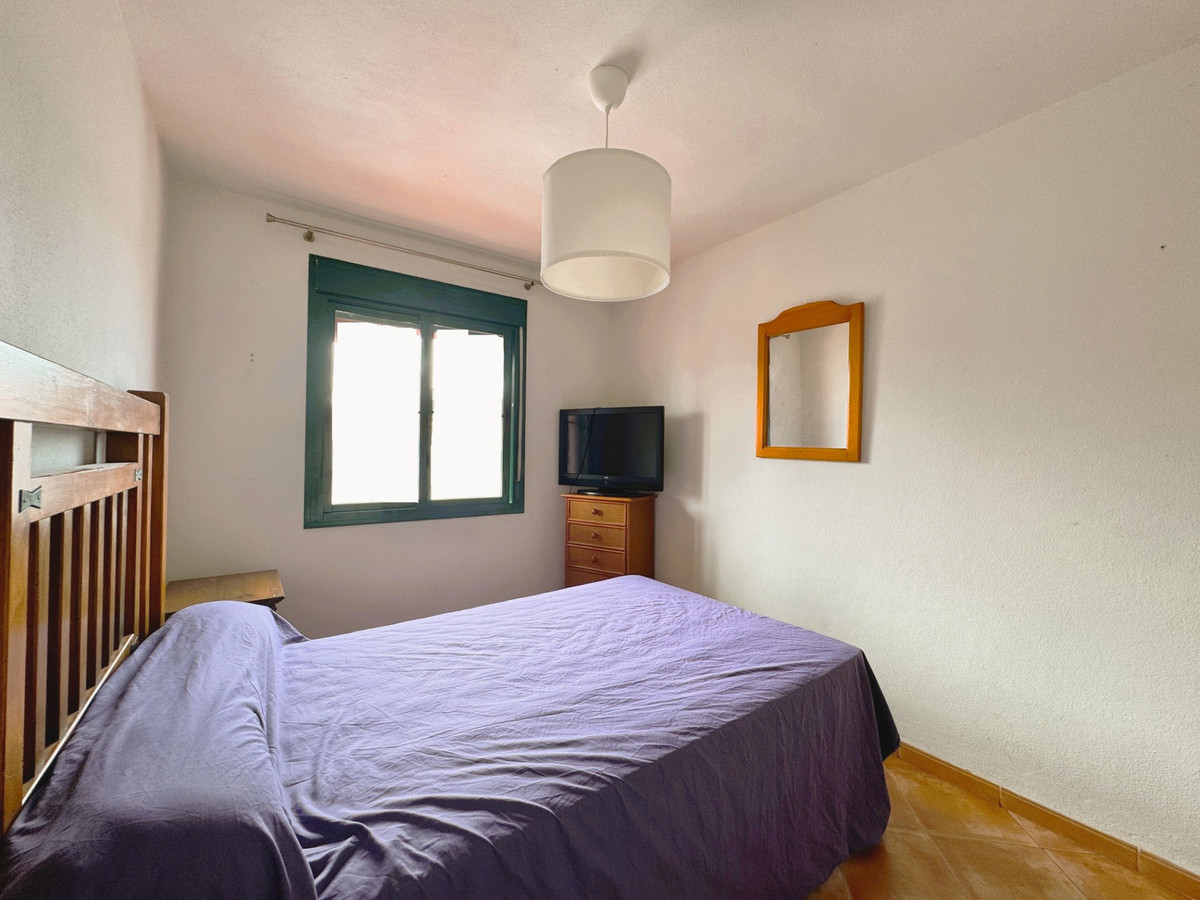 Se vende Apartamento Planta Media de 2 dormitorios en Costa Del Sol, Málaga, España