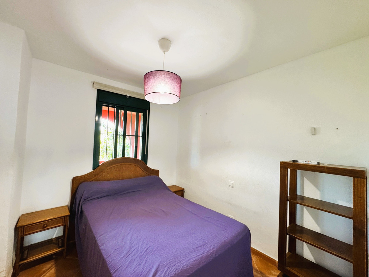Se vende Apartamento Planta Media de 2 dormitorios en Costa Del Sol, Málaga, España