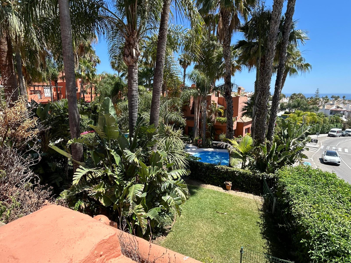 4 Bed Townhouse for sale in The Golden Mile Costa Del Sol, Málaga, Spain