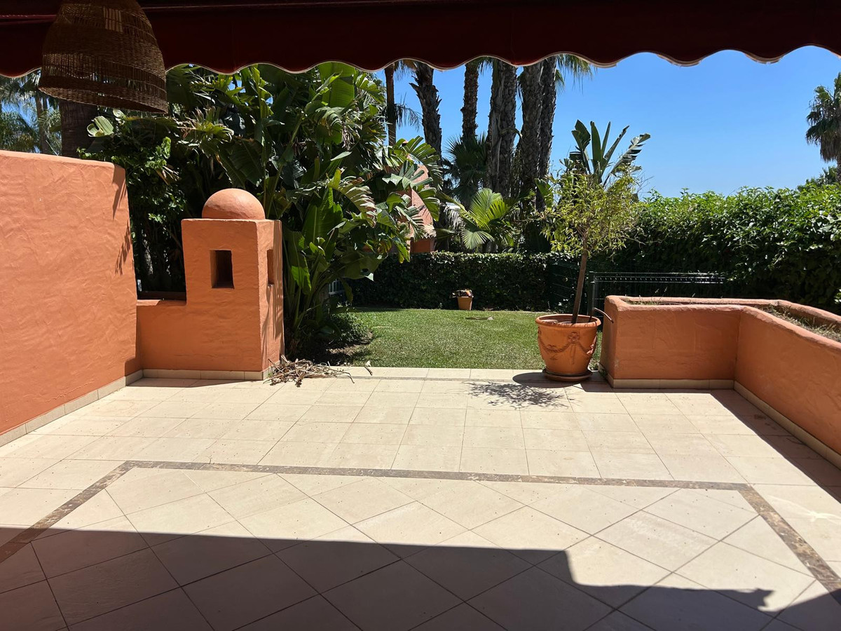 4 Bed Townhouse for sale in The Golden Mile Costa Del Sol, Málaga, Spain